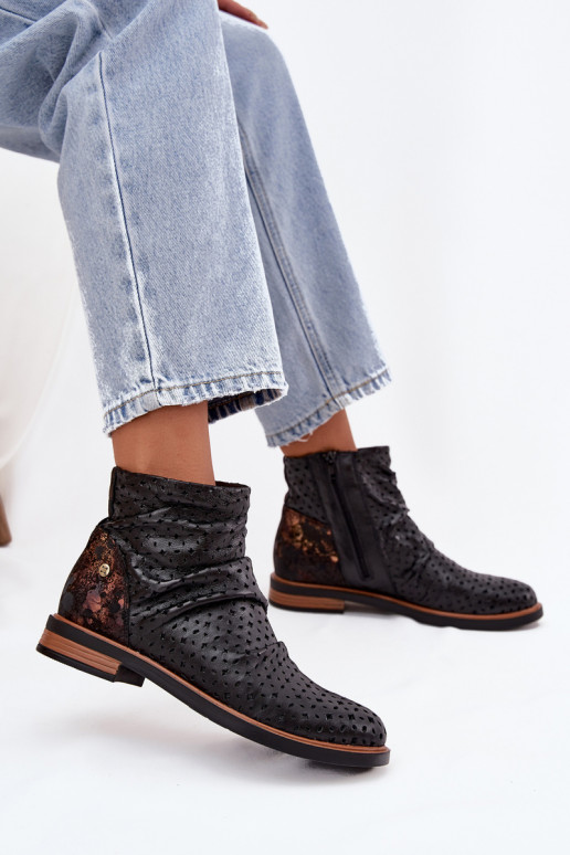 Haut Stiefel mit durchbrochenen Elementen Es mussciejka 05922-01 schZuarze Farbe Haut Stiefel mit durchbrochenen Elementen Es mussciejka 05922-01 schZuarze Farbe