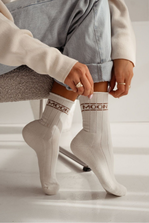 Socken Feminin Półfrotte UNIQUE Kein Druck MOON elfenbeinfarbe Socken Feminin Półfrotte UNIQUE Kein Druck MOON elfenbeinfarbe