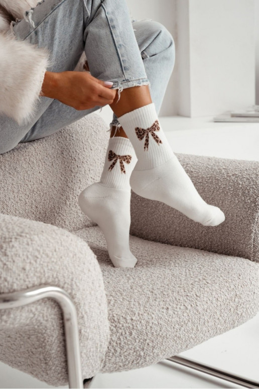 Socken Feminin Frotte CętkoZuana mit Bändern elfenbeinfarbe Socken Feminin Frotte CętkoZuana mit Bändern elfenbeinfarbe