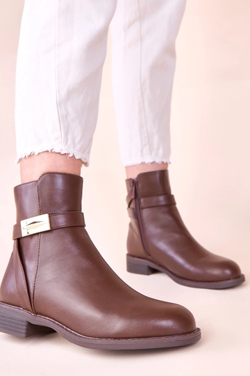 Braune klassische Stiefeletten mit goldenem Schmuck am Riemen Nefera 2