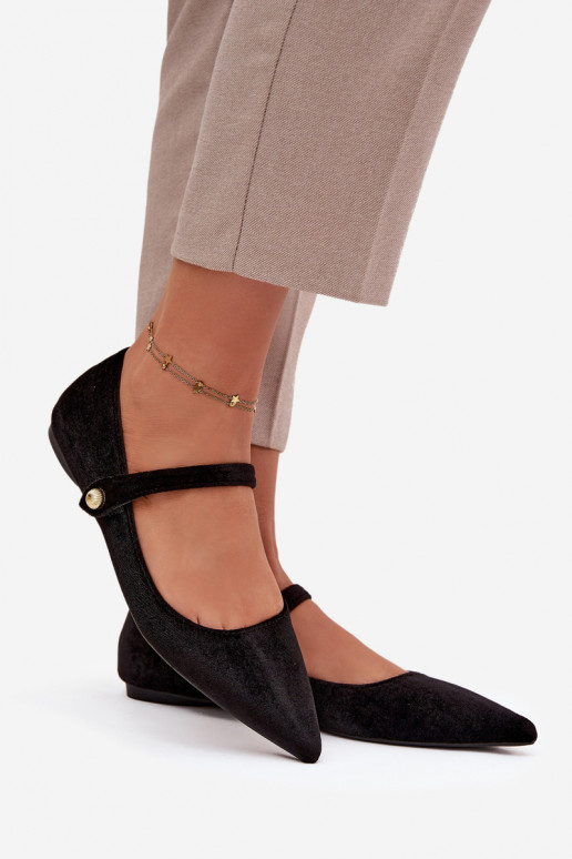 Aksamitne Ballerinas mit Riemen I goldene Farbem Detalem schZuarze Farbe Gisanne