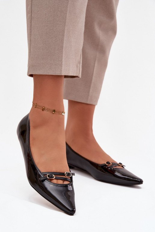 Lackierte Ballerinas mit Riemen schZuarze Farbe Zarelia