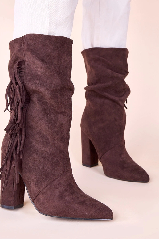 Braune Stiefeletten mit Blockabsatz...