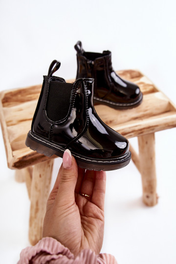 Gewärmte Kinderstiefel mit Lackeffekt, schwarze Farbe Porky 2