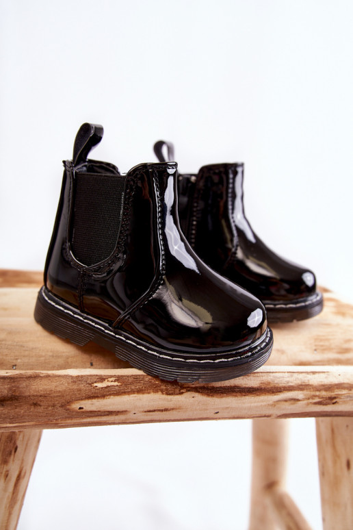 Gewärmte Kinderstiefel mit Lackeffekt, schwarze Farbe Porky