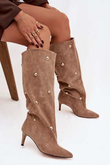Sandfarbene Slipper-Stil Damen-Overknee-Stiefel mit dünnen Absätzen und goldenen Verzierungen Thaliane 2
