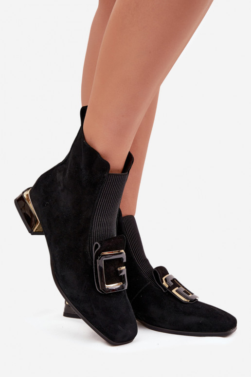 Damen Schuhe aus Kunstwildleder mit flachem Absatz und Ornamenten D&A MR52-217 schwarz