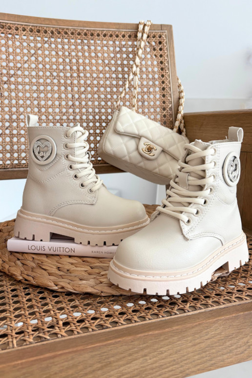 Kinderschuhe mit Warmfutter und Innenfell in Sandfarbe mit LOVE-Ornamenten, Rosaira