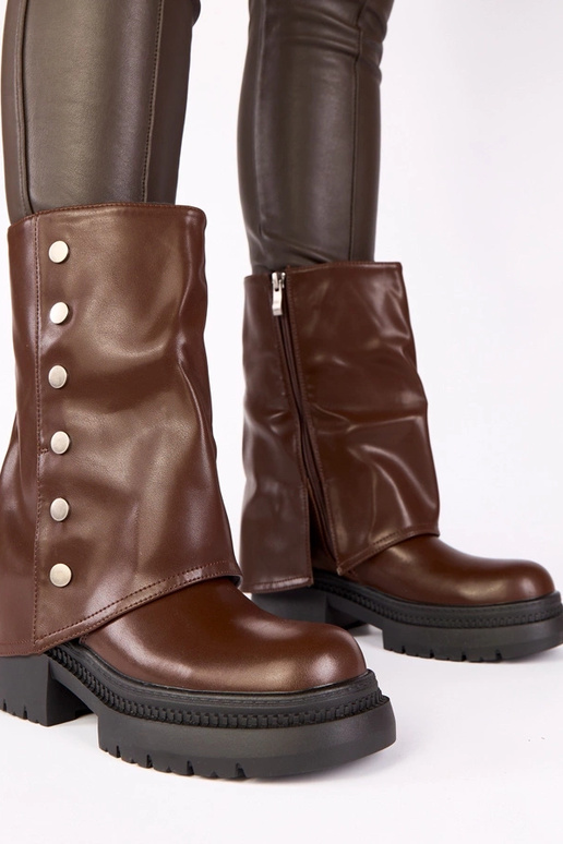 Schokoladenfarbene Stiefeletten mit...