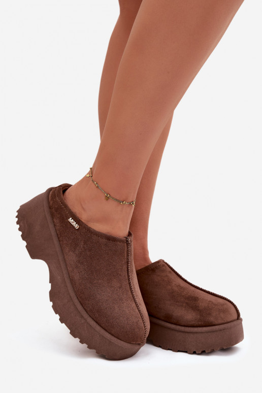 Schneestiefel Damentief mit einer Plattform braune Farbe Yrenna