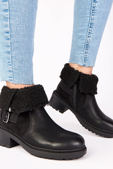 Schwarze Stiefeletten mit abklappbarem Schaft „Olga" 2