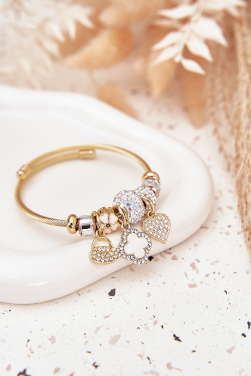 Ein Armband z ZaZuieszkami Charms goldene Farbe