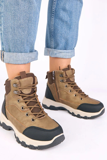 Briana dunkelbeige Plateau-Boots