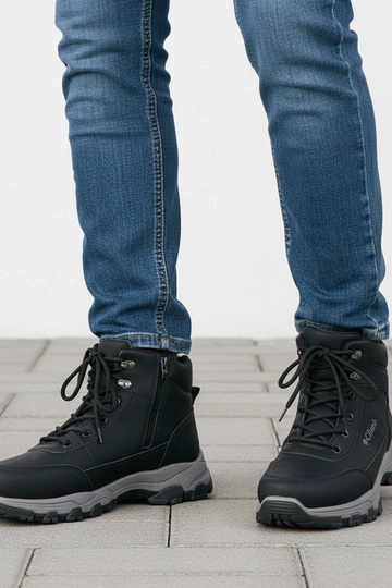 Pedro schwarze Herren-Boots mit warmem Futter auf erhöhtem Absatz
