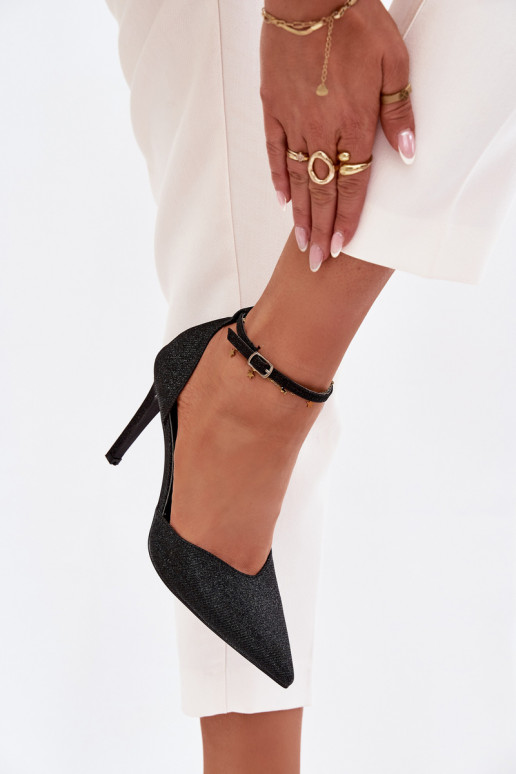 Glänzende Schuhe mit hohen Absätzen mit Riemen schZuarze Farbe Joranne