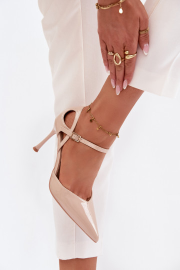 mit Lackeffekt hochhackige Schuhe mit Riemen Beige Tarilin
