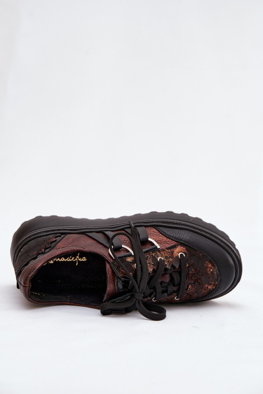 Haut Sneakers Stilvollllschuhe Feminin mit einer Plattform Es mussciejka 06562-25 CzekoladoZue