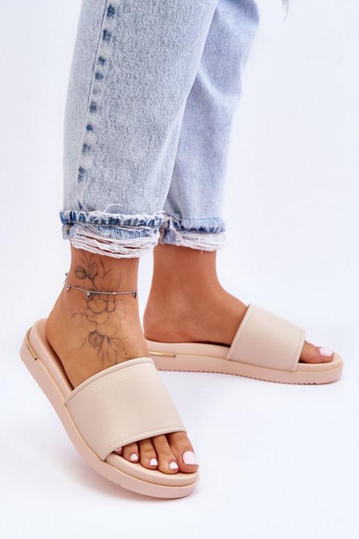 Feminin Hausschuhe mit einer Plattform Big Star LL274933 Beige