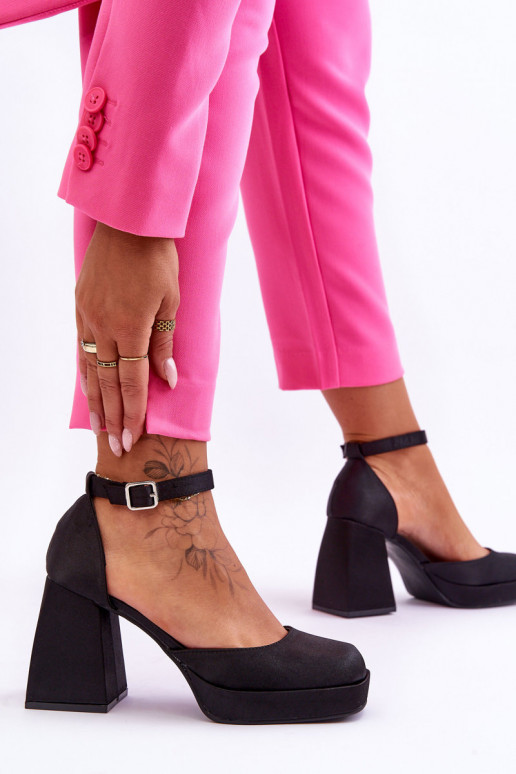 Modisch Schuhe Auf massiven Absätzen schZuarze Farbe Sandia