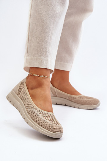 Ballerinas mit einer Plattform I Koturnie Beige Aviaba
