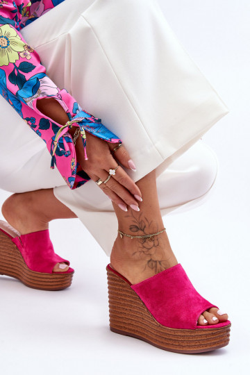 Leichte Hausschuhe mit einer Plattform pinke Farbe Good Vibe 2