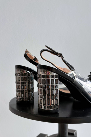 Sandalen mit Absätzen mit leuchtenden Augen D&A MR52-237 schZuarze Farbe 2