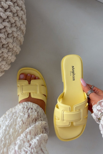 Damenhausschuhe mit breiten Absätzen gelbe Farbe Lorania 2