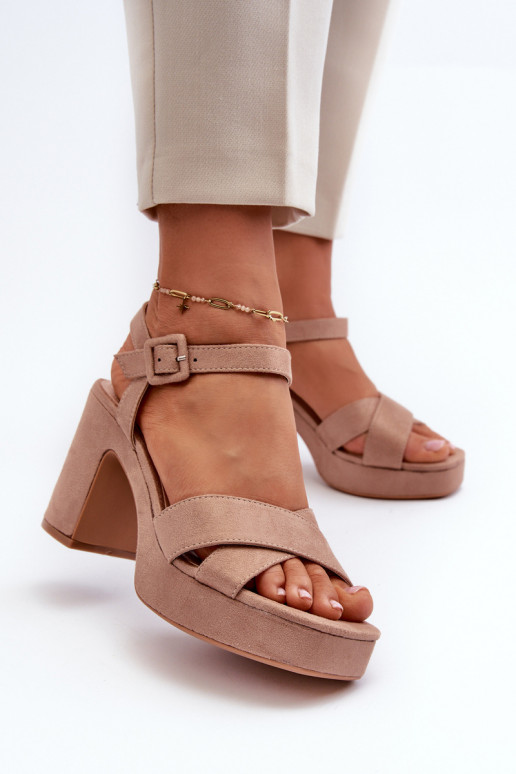 Damensandalenaus Öko-INildlederu mit Absätzen und Plattform Beige Sakane