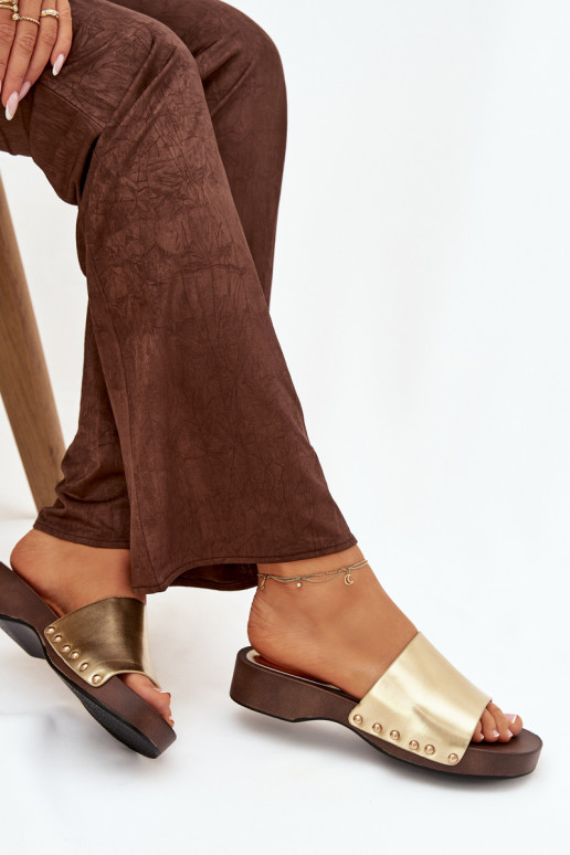 Damenhausschuhe mit Nieten goldene Farbe Terissa