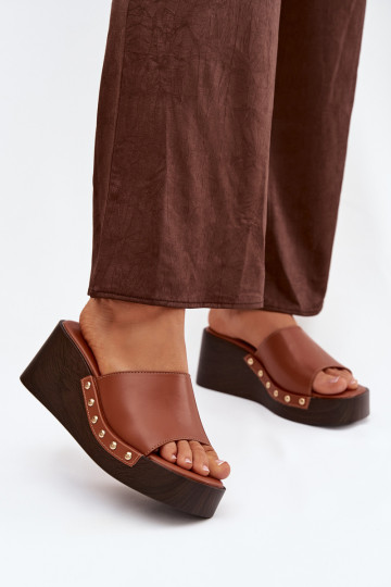 Damenhausschuhe Auf einem Keil Ze goldene Farbemi Stollen braune Farbe Arionne 2