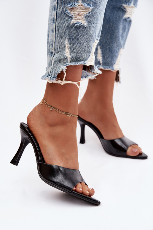 mit Lackeffekt Damenhausschuhe mit Absätzen schZuarze Farbe Lirissa