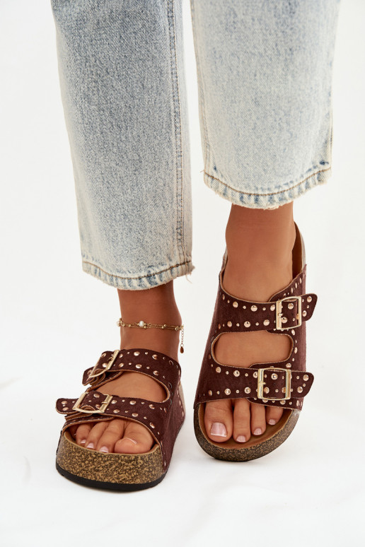 Damenhausschuhe Ze goldene Farbemi mit Schnallenmi Und Stollen braune Farbe Tervina