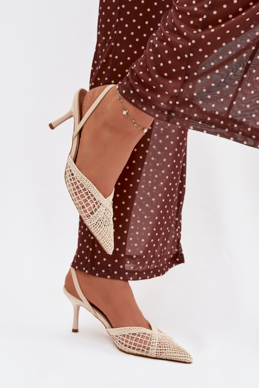 Sandalen mit durchbrochenen Elementen mit dünnen Absätzen elfenbeinfarbe Hanelis