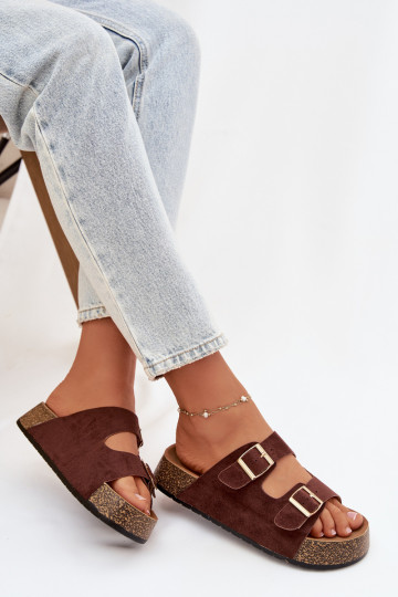 Damenhausschuhe mit einer Plattform Ze goldene Farbemi mit Schnallenmi braune Farbe Tovessa