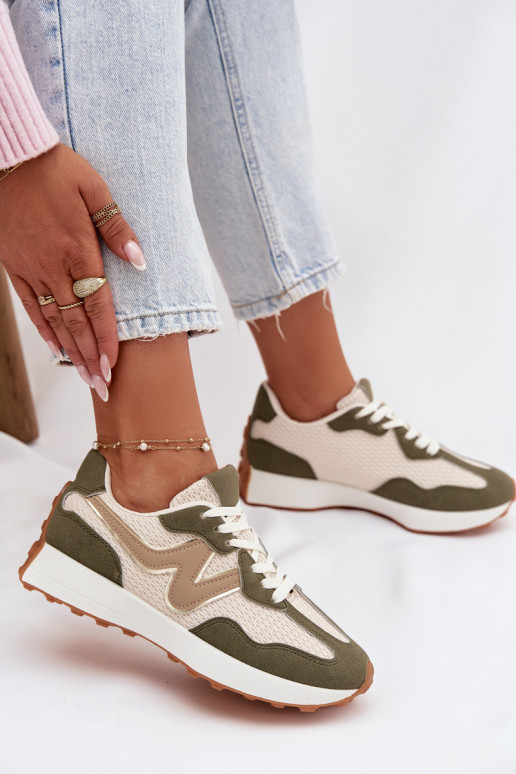 Turnschuhe Feminin mit einer Plattform grüne Farbe Janelora