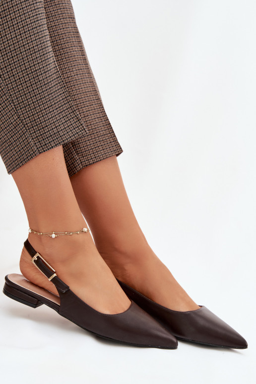 Ballerinas mit goldenen Schnallen CzekoladoZue Iverelle