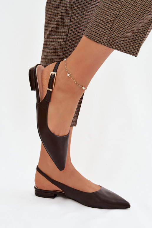 Ballerinas mit goldenen Schnallen CzekoladoZue Iverelle