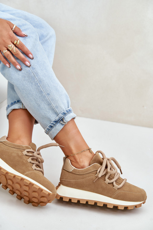 Turnschuhe Sneakers Stilvollllschuhe mit einer Plattformaus Öko-INildlederu braune Farbe Riadella