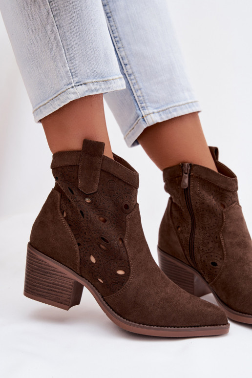 Stiefel im CoZuboy-Stil Feminin mit durchbrochenen Elementen CzekoladoZue Nolvina