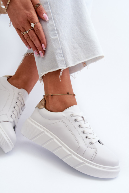 Haut Sneakers Stilvollllschuhe Feminin mit einer Plattform Zueiße Farbe Danida