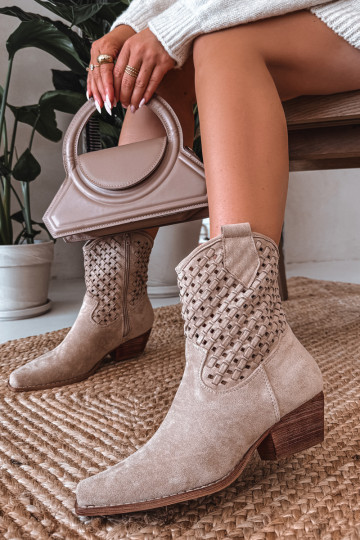 Durchbrochene Stiefel Feminin mit Absätzen Beige Ferissa