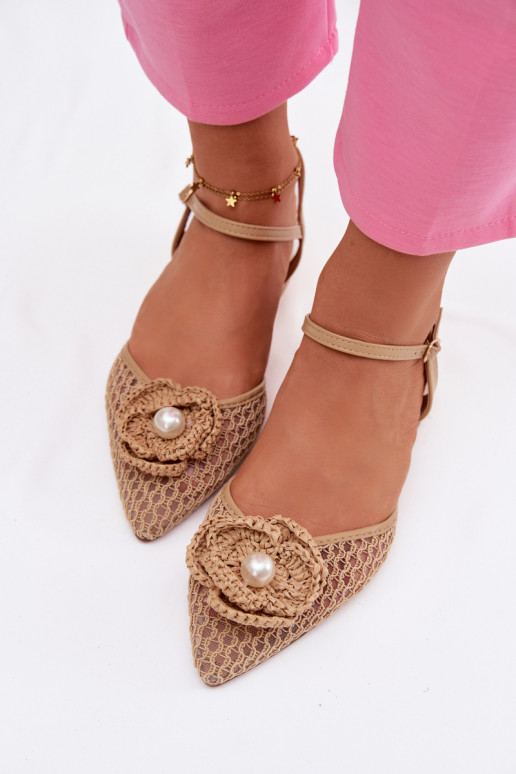 Damensandalen Klocke Mit Dekorationen Detalem Beige Vionessa