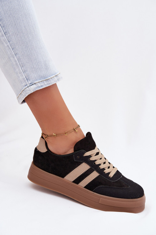 Sneakers Stilvollllschuhe Feminin mit einer Plattform schZuarze Farbe Giselia