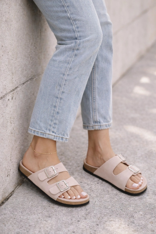 Damen hellrosa Pantoletten mit Schnallen „Oliena"