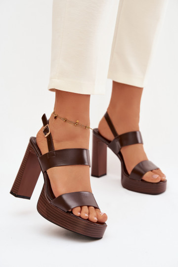 Damen High Heels Sandalen und Plattform aus Kunstleder in Schokoladenfarbe Hanelia 2