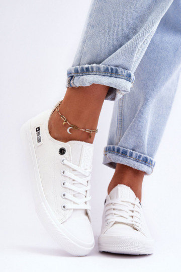 Damen niedrige Stofffreizeitschuhe in weißer Farbe Big Star KK274008