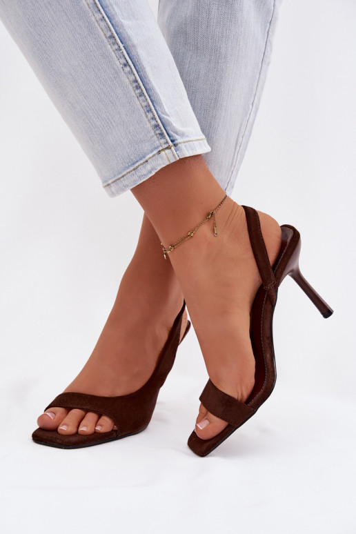 Damensandalen mit dünnen Absätzenaus Öko-INildlederu CzekoladoZue Calvoria
