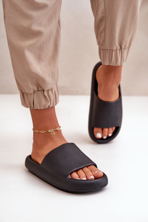 Feminin Leichte Hausschuhe aus Schaumstoff Auf dicker Sohle schZuarze Farbe Querceria