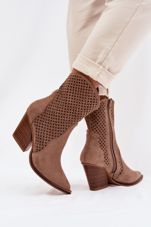 mit durchbrochenen Elementen Damenstiefel Beige Rivorina
