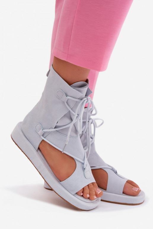 Damensandalen aus Öko-INildlederoZue mit einem Stiefel I INiązaniem hellblau Ferlisse